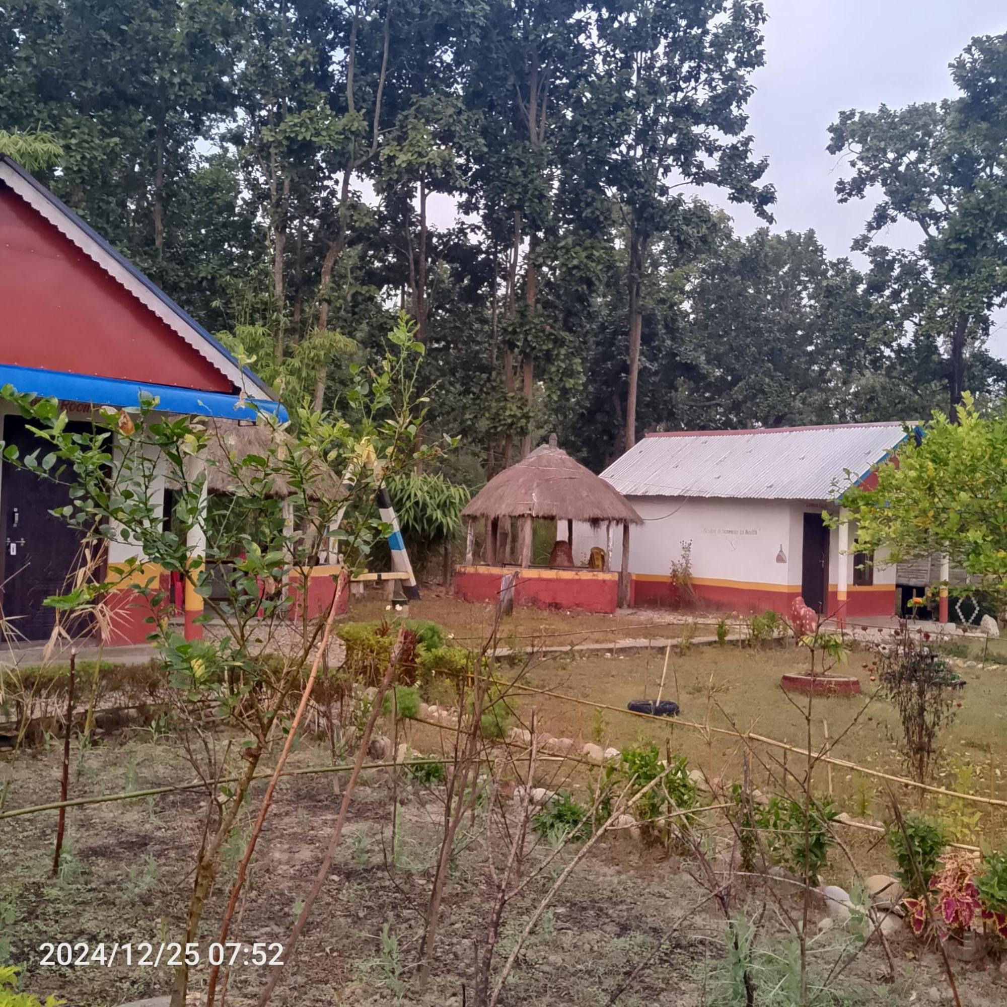 Kharikuna Home Stay Bhagaura Luaran gambar